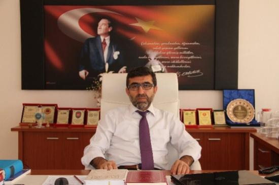 Nevşehir Üniversitesi İlahiyat Fakültesi Dekanı Prof. Dr. Durmuş: