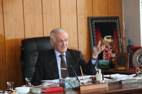 Trabzon İş Ve Spor Dünyasından Bir Ali Osman Ulusoy Geçti