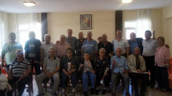 Başkan Atabay Yaşlıları Unutmadı