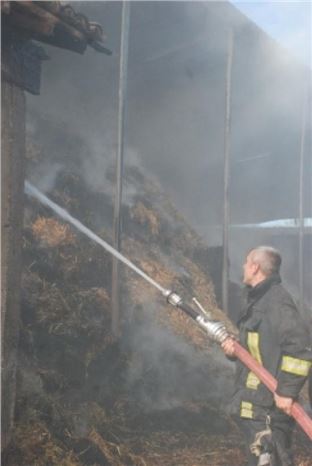 Bursa'da Korkutan Samanlık Yangını