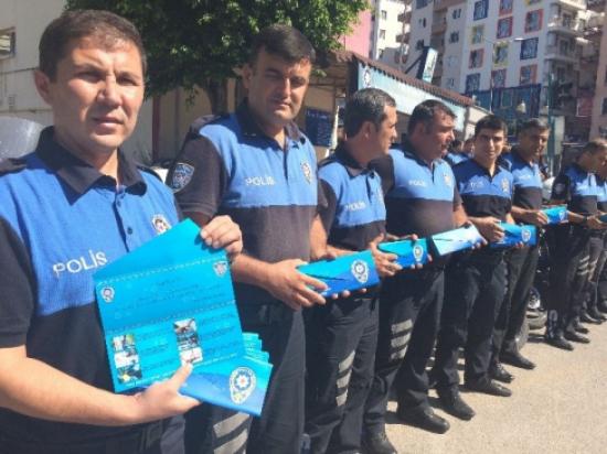 Mersin Emniyeti'nden Uyarıcı Bayram Kutlaması