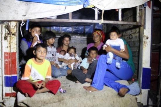 (özel Haber) Kamyon Kasasında 9 Çocuk Bir Kadın