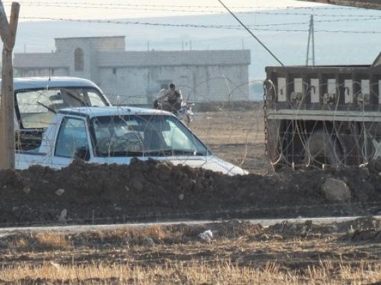 Işid Yüzlerce Mülteci Aracı Çaldı