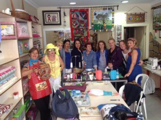 Düzceli Kırk Yama Sanatçısına Ressamlardan Büyük İlgi