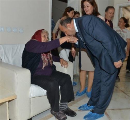 Başkan Arslan Yaşlıları Unutmadı