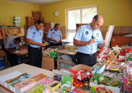 Büyükşehir Zabıtası Okul Kantinlerini Denetledi