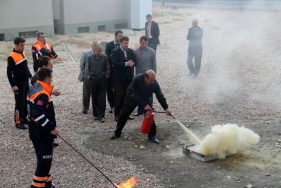 Afad'dan Dmo Personeline Deprem Çığ Sel Ve Yangın Eğitimi Verildi