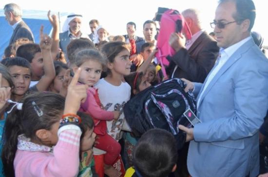 Altaç'tan Öğrencilere Kırtasiye Yardımı