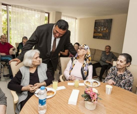 Dünya Yaşlılar Günü Kartal'da Kutlandı