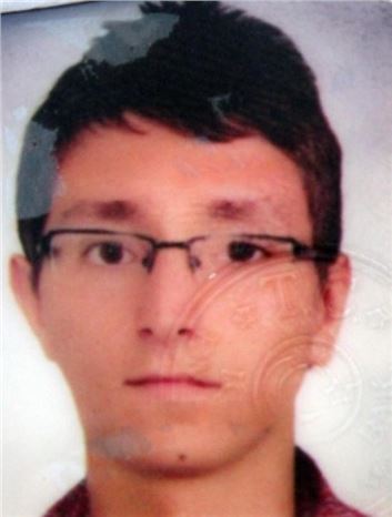 Başına Düşen Metal Parçası Canından Etti