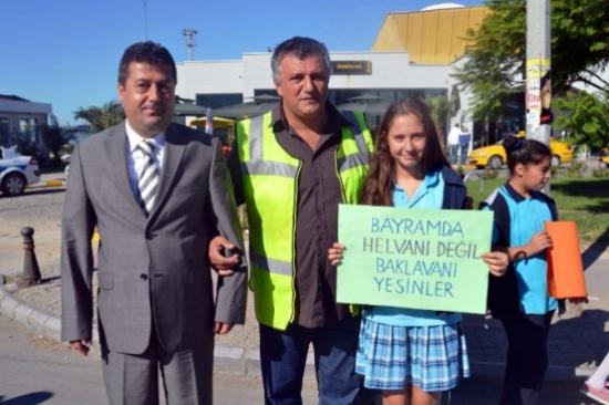 Öğrencilerden Kurban Bayramı Öncesinde Sürücülere Anlamlı Uyarı
