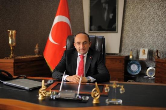 Başkan Üzülmez' Den Kurban Bayramı Mesajı