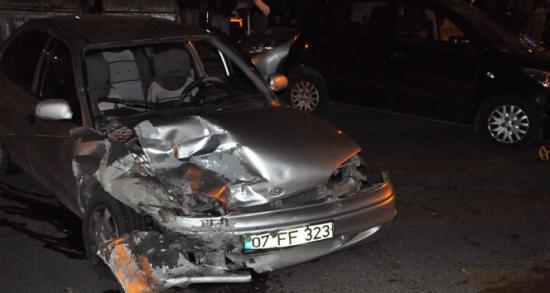 Uşak'ta trafik kazası; 5 yaralı!