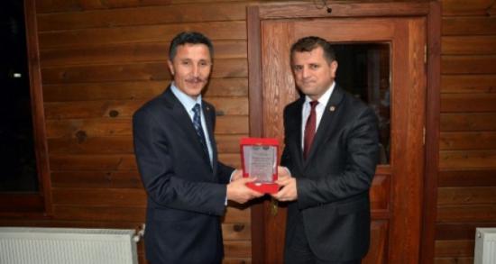 Tayini çıkan Kaymakam Avcı'ya veda yemeği!