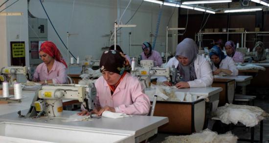 IŞİD, bebe konfeksiyoncularını da vurdu!