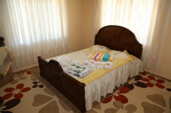 Uzun Ailesi' Ne Sevgi Eli Sahip Çıktı