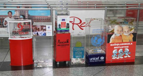 Kimse Yok Mu Derneği'nin havalimanındaki yardım kutuları kaldırıldı!