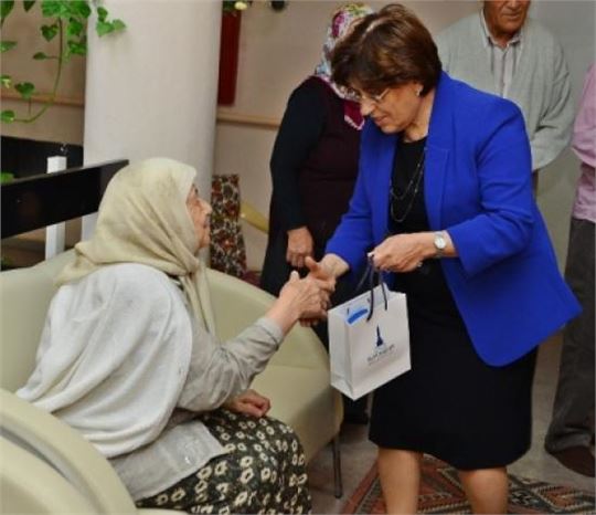 İzmir Büyükşehir'den Bayram Klasiği