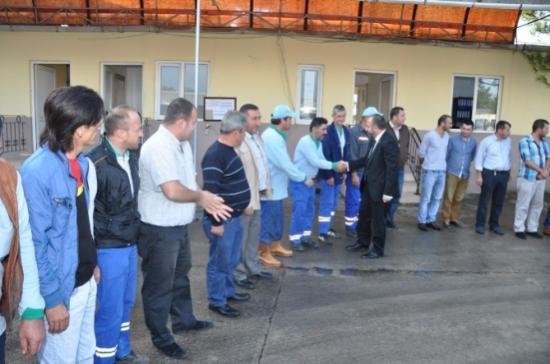 Başkan Üzülmez Personeliyle Bayramlaştı