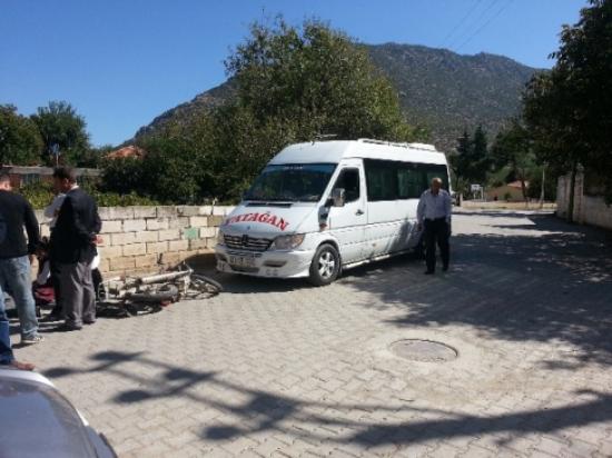 Acıpayam'da Kaza: İki Çocuk Yaralı