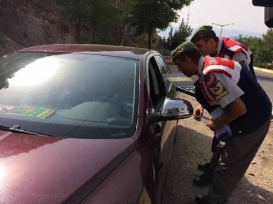 Elazığ'da Jandarmadan Bayram Öncesi Trafik Denetimi