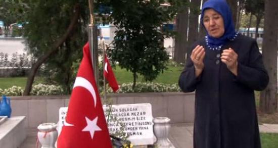 Şehitlikte buruk bayramlaşma!