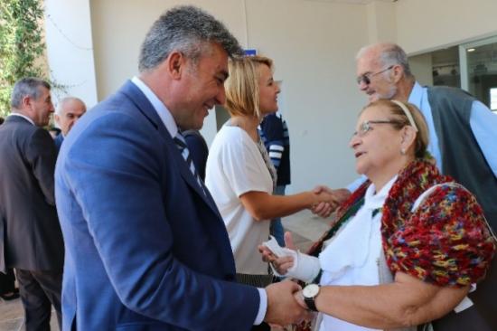 Güzelbahçe Özgürlük Ve Demokrasi Meydanı'nda Bayramlaştı