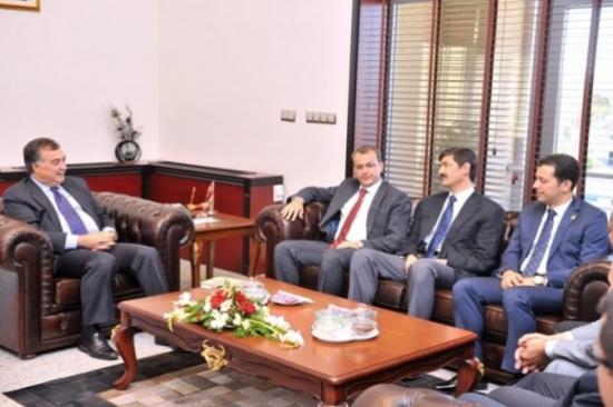 Ap Parti Osmaniye İl Teşkilatı Vali Kerem Al'ı Ziyaret Etti