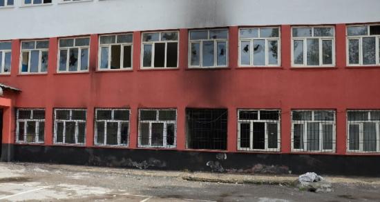 3 okulu daha kundakladılar!