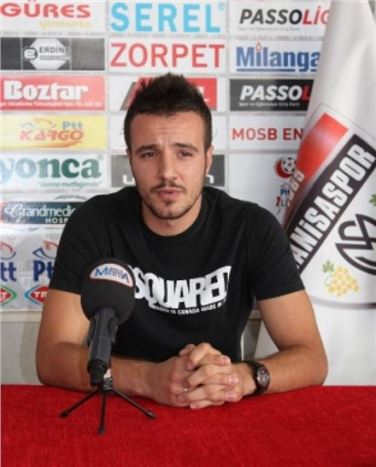 Manisasporlu Futbolcu Futbolu Bıraktı