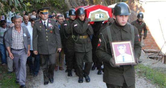 Kore gazisi toprağa verildi!