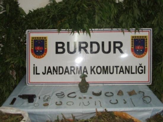 Ağlasun'da 17 Kilo Esrar Ele Geçirildi