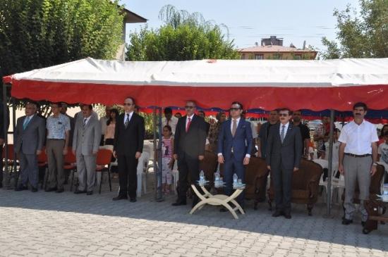 Iğdır'da İlk Ders Zili Çaldı