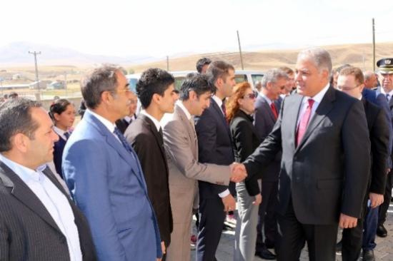 Hayırsever İşadamının Eleşkirt'te Yaptırdığı Okul Törenle Açıldı