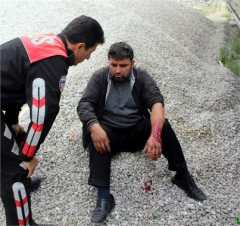 Kesici Aletle Kendine Zarar Verip 112'yi Aradı