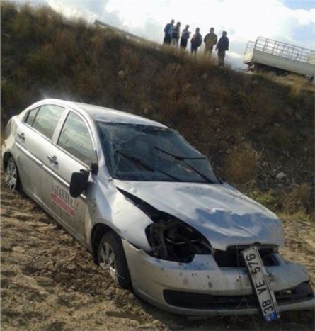 Adilcevaz'da Meydana Gelen Trafik Kazasında 1 Kişi Yaralandı