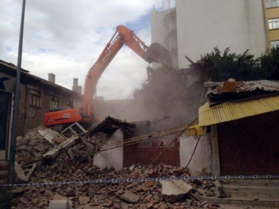 Yozgat Belediyesi Şehrin Yol Olan Tarihi Dokusunu Yeniden Canlandırmaya Çalışıyor