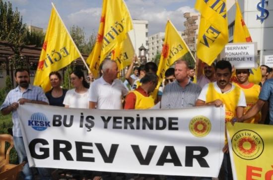 Cizre'de Eğitim-sen'den İş Bırakma Eylemi