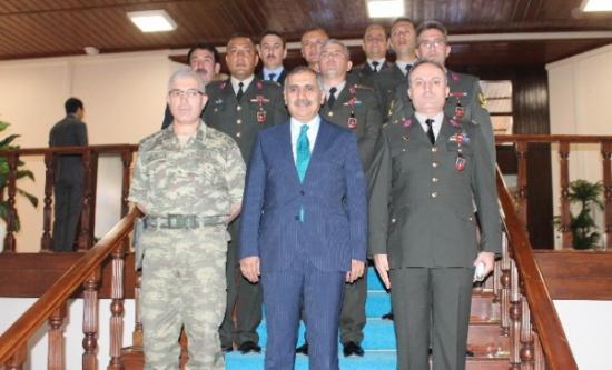 62 Milyonluk Uyuşturucu Yakalayan Jandarmaya Başarı Belgesi