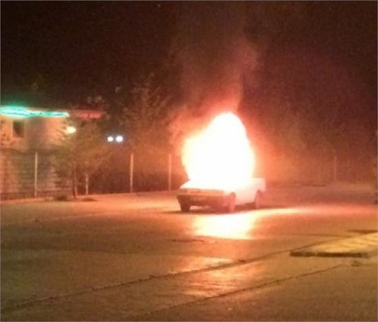 Kamyonet Alev Alev Yandı