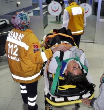 Çiçekleri Sularken Balkondan Düştü