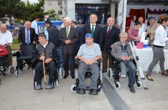 Engellilere Akülü Araba