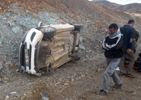 Bingöl-diyarbakır Karyolunda Trafik Kazası