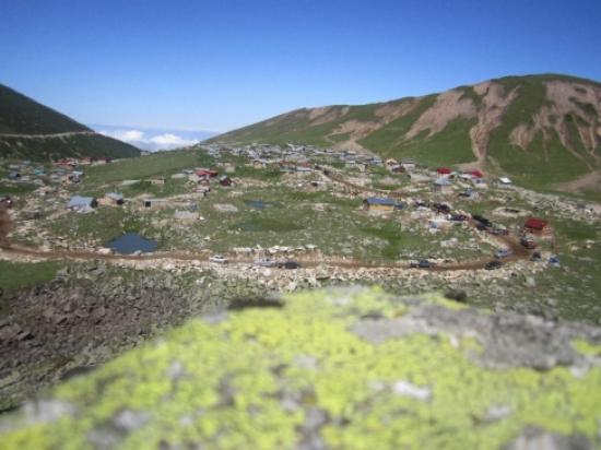 380 Haneli Koçdüzü Yaylası Sakinleri Elektrik İstiyor