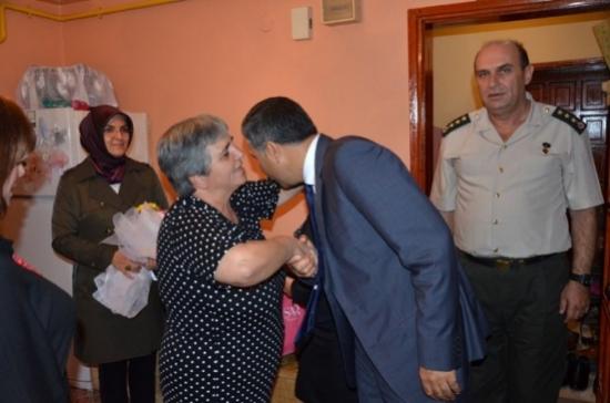 Tekirdağ Valisi Ali Yerlikaya'dan Şehit Ailelerine Bayram Ziyareti