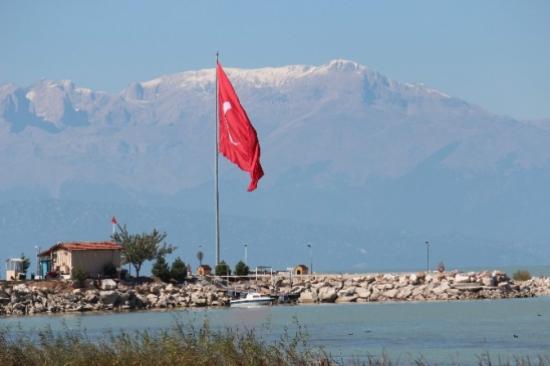 Anamas Dağı'nın Zirvesine Kar Yağdı