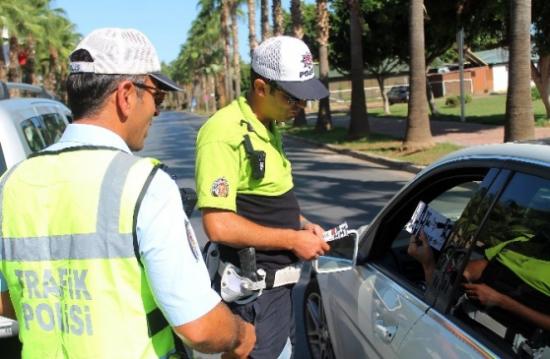 Dünyada Her Yıl 1.3 Milyon İnsan Trafik Kazasında Hayatını Kaybediyor