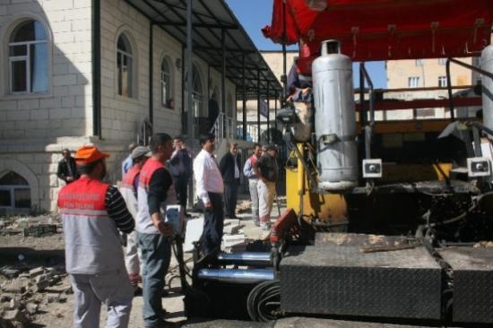 Pasinler'de Cumhuriyet Caddesi 1. Etap Asfalta Kavuştu