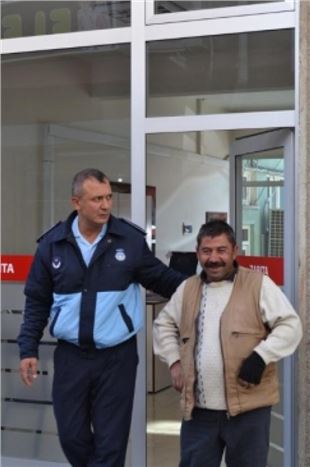 Bor'da Dilencilere Geçit Yok