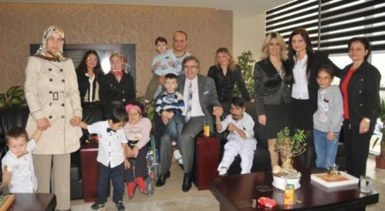 Özel İnsanlardan Başkan Mirza'ya Teşekkür Ziyareti